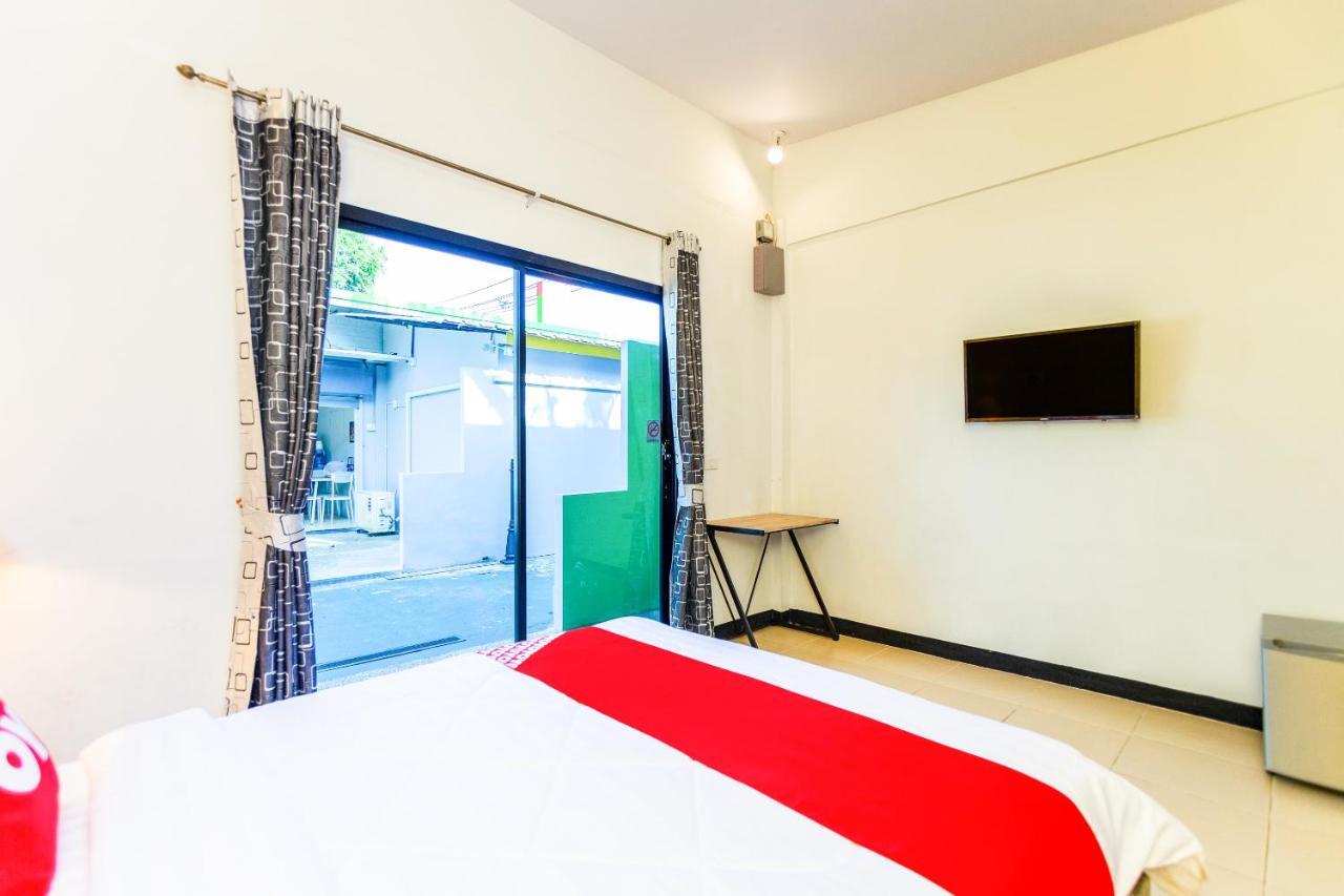 Oyo 450 Rawai Studios Resort Экстерьер фото